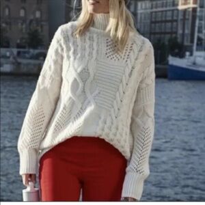 Athleta Bedford Wool Cashmere Cable Knit Turtleneck Sweater